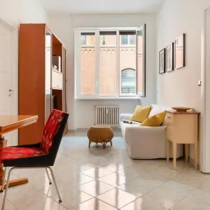 Stazione Cozy And Functional Flat Appartement